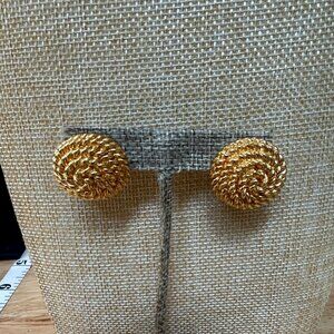 Monet Gold-Tone Rope Spiral Pierced Earrings Retro Vintage Jewelry